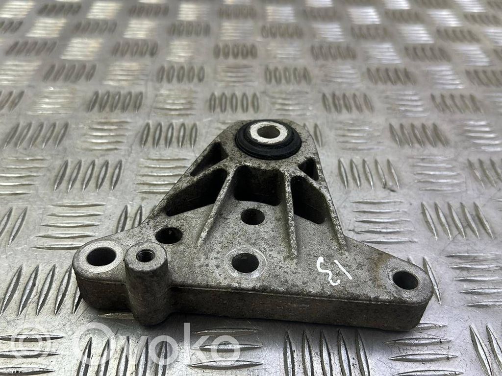 Volvo XC60 Other engine bay part 