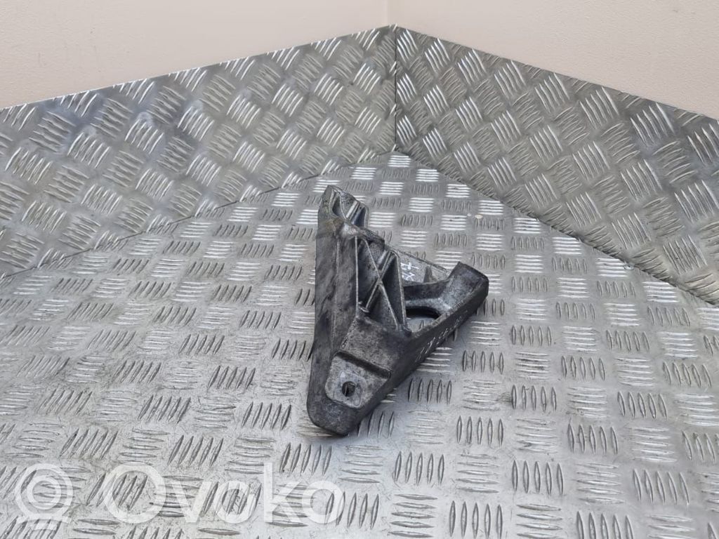 BMW 3 F30 F35 F31 Engine mounting bracket 
