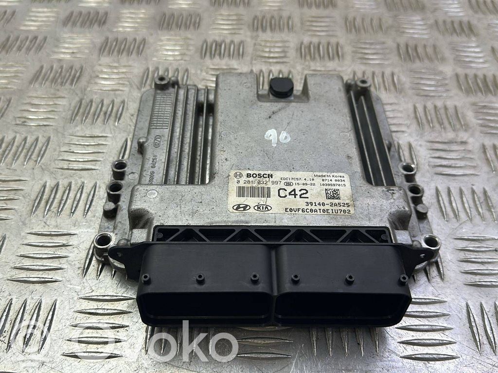Hyundai i40 Engine control unit/module 