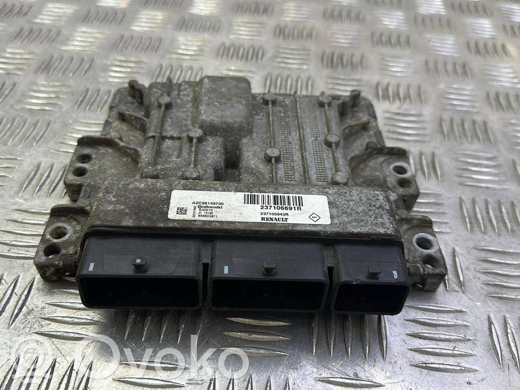 Engine control unit/module   237106691R,A2C98149700,A2C90933800