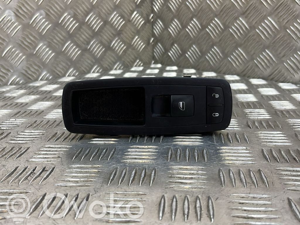 Chrysler Grand Voyager V Electric window control switch 