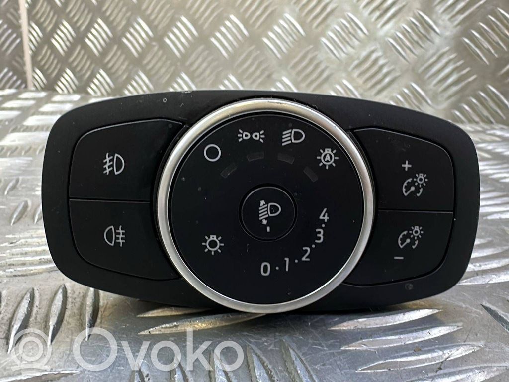 Ford Focus Light switch 