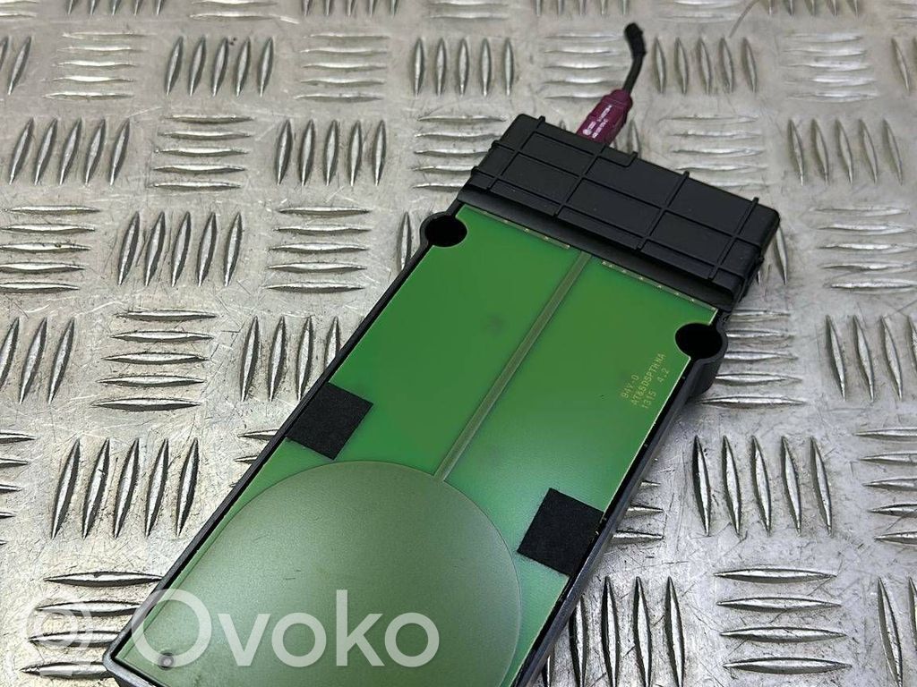 Audi A3 S3 8V Antenos stiprintuvas 