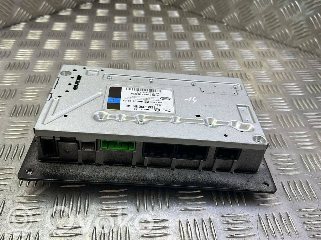 Land Rover Range Rover Sport L320 Sound amplifier 
