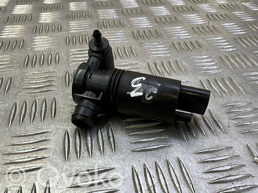 Land Rover Range Rover Sport L320 Windscreen/windshield washer pump 