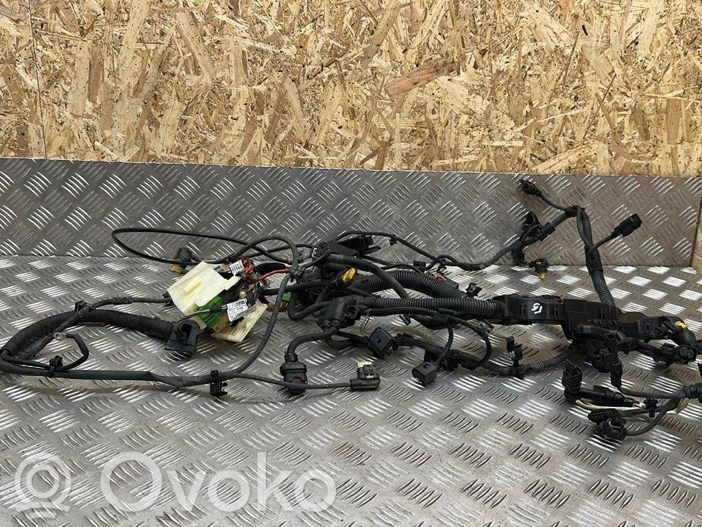 BMW 3 F30 F35 F31 Wiązka przewodów silnika 