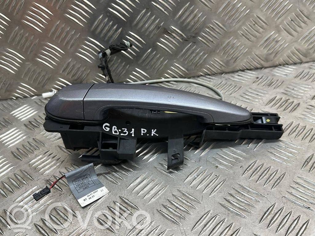 BMW 1 E81 E87 Front door exterior handle 