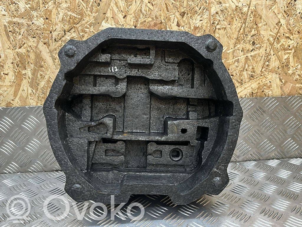 Peugeot 508 RXH Spare wheel section trim 