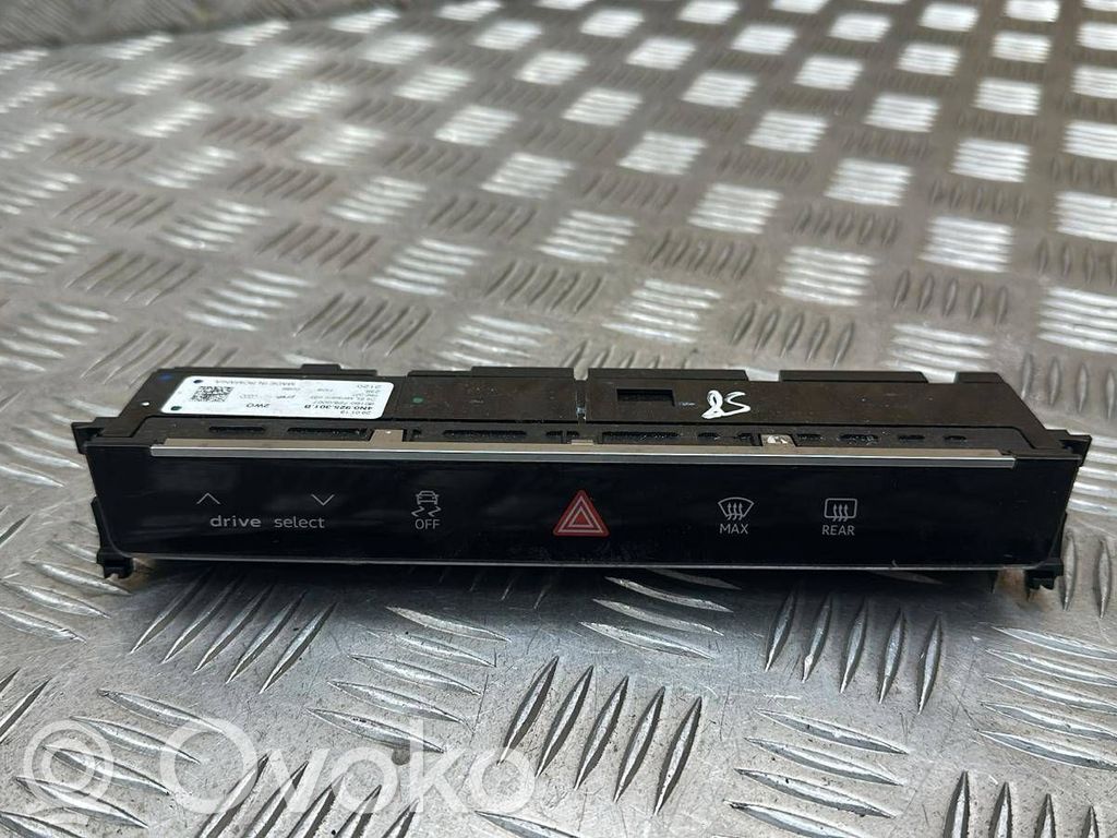 Audi A8 S8 D5 Hazard light switch 