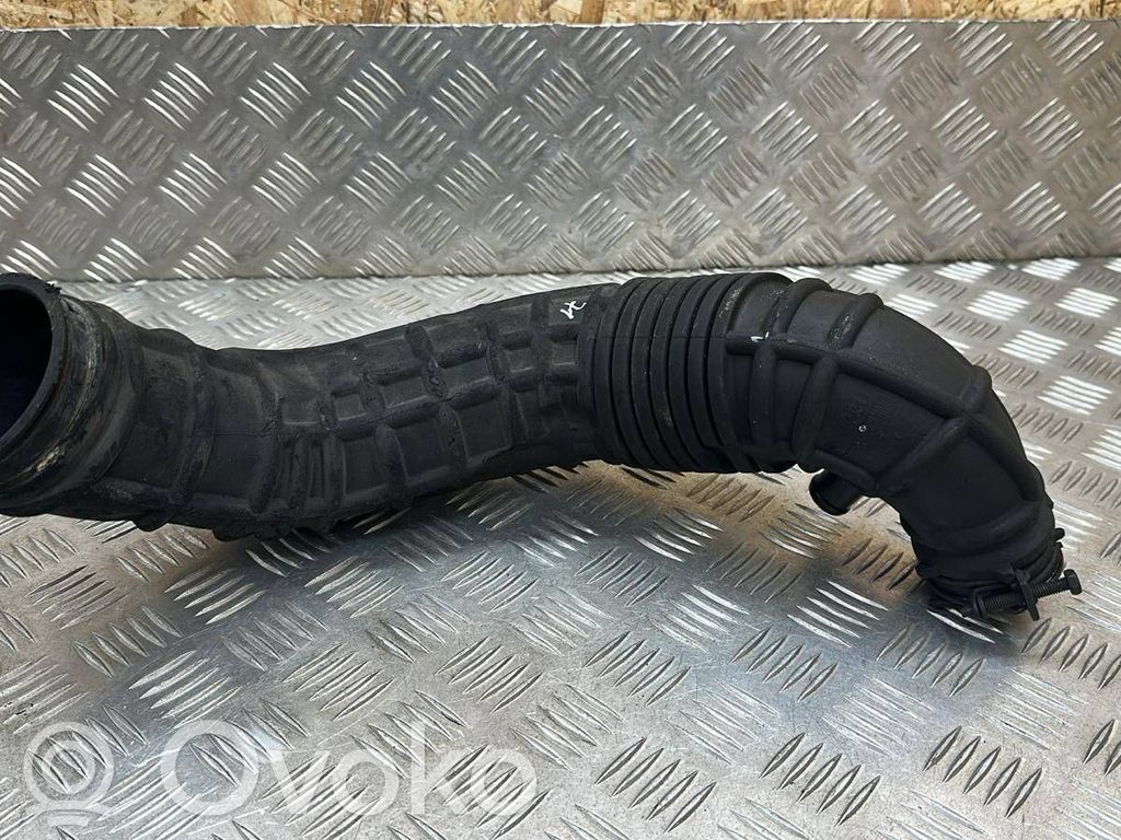 KIA Ceed Turboahtimen ilmanoton letku 