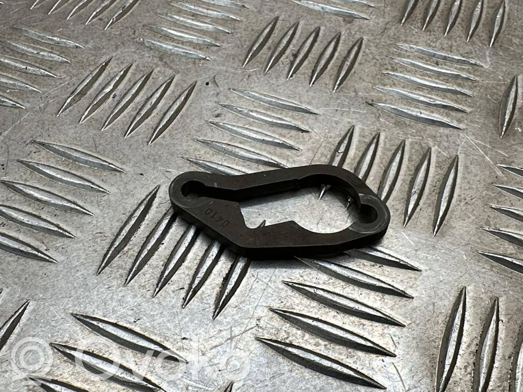 Jaguar XJ X351 Fuel Injector clamp holder 