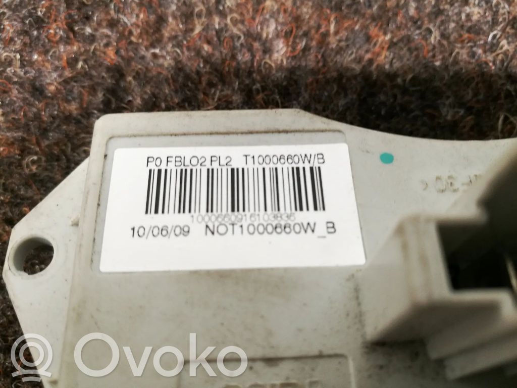 BMW 3 E90 E91 Lämpöpuhaltimen moottorin vastus 