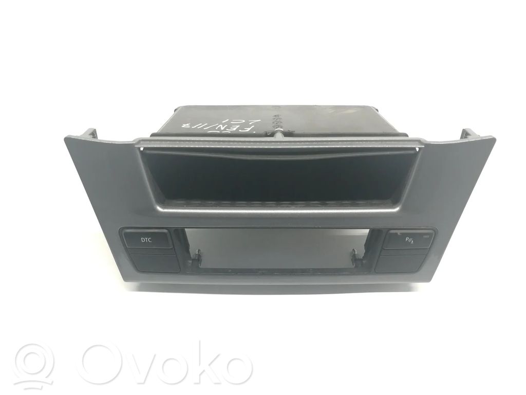 BMW 5 E60 E61 A set of switches 