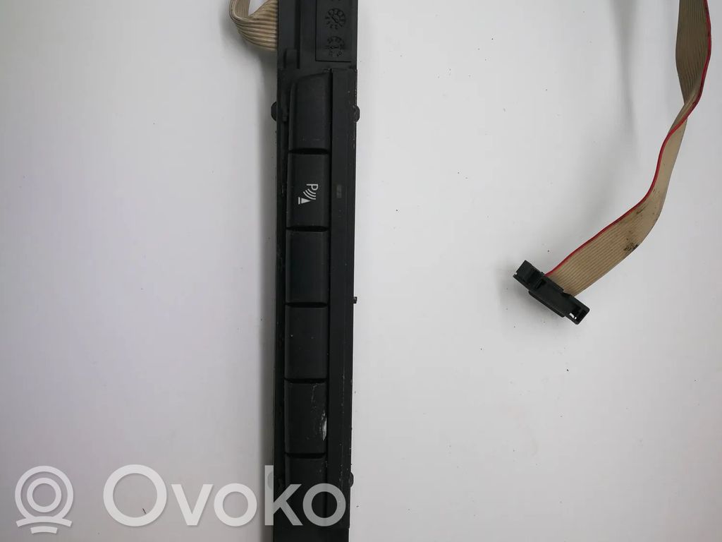 BMW 3 E90 E91 A set of switches 