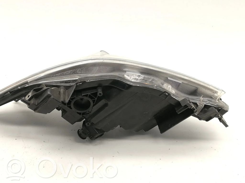 Mazda 5 Headlight/headlamp 