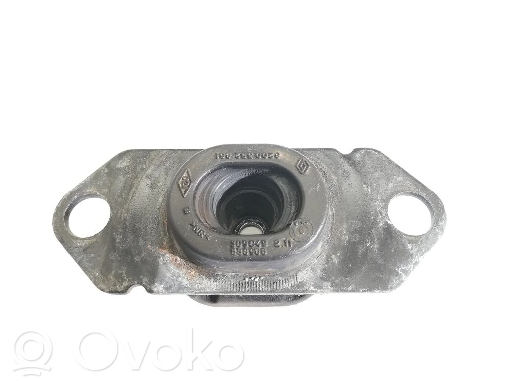 Nissan Note (E11) Gearbox mount 