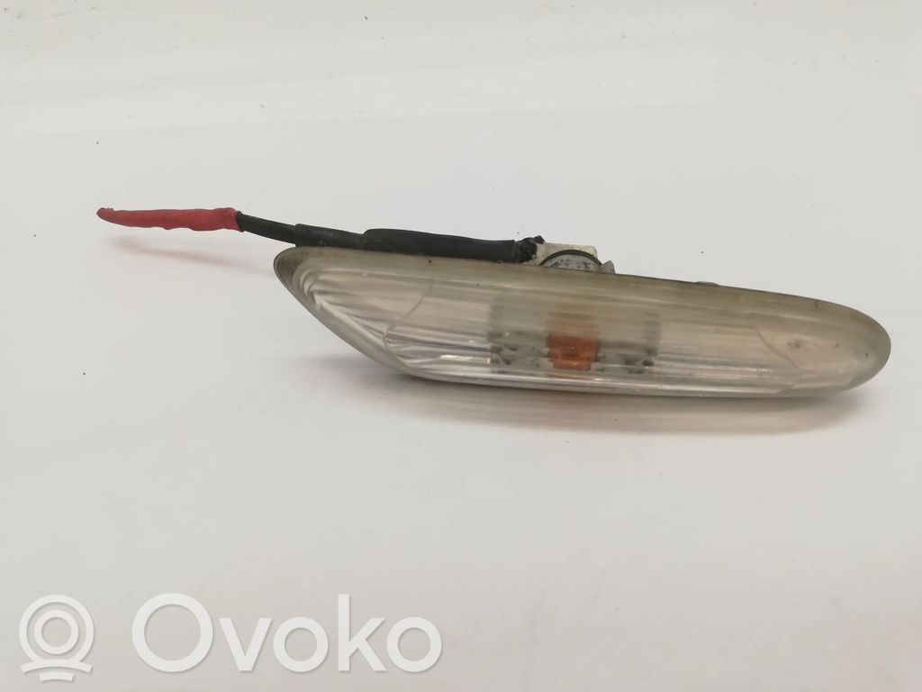 BMW 3 E92 E93 Front fender indicator light 