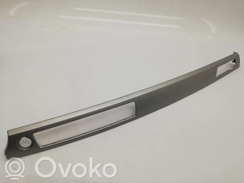 BMW 3 E90 E91 Dekoratyvinė apdailos juostelė 