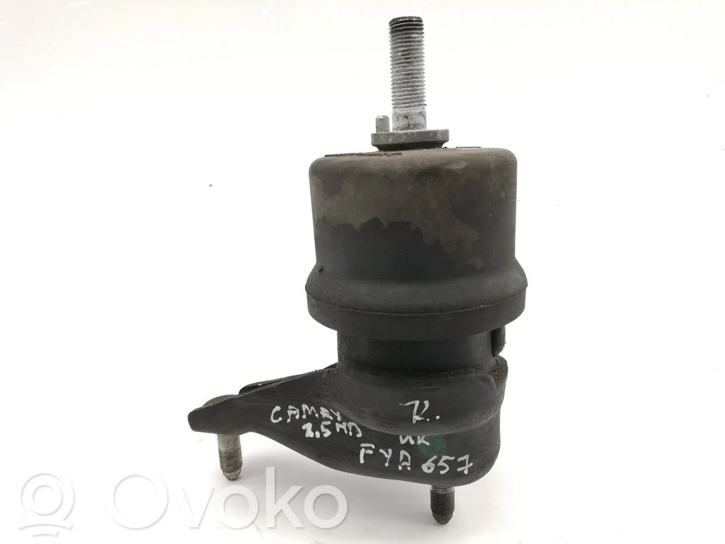 Engine mount bracket