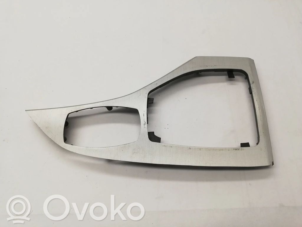 BMW X1 E84 Gear shifter surround trim plastic 