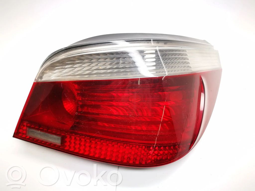 Rear/tail lights   E3159S,6910768