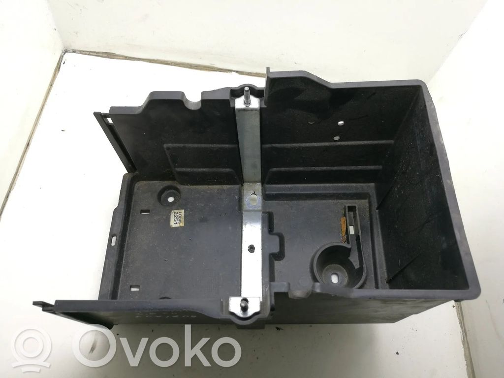 Ford Kuga II Akumuliatoriaus dėžė 