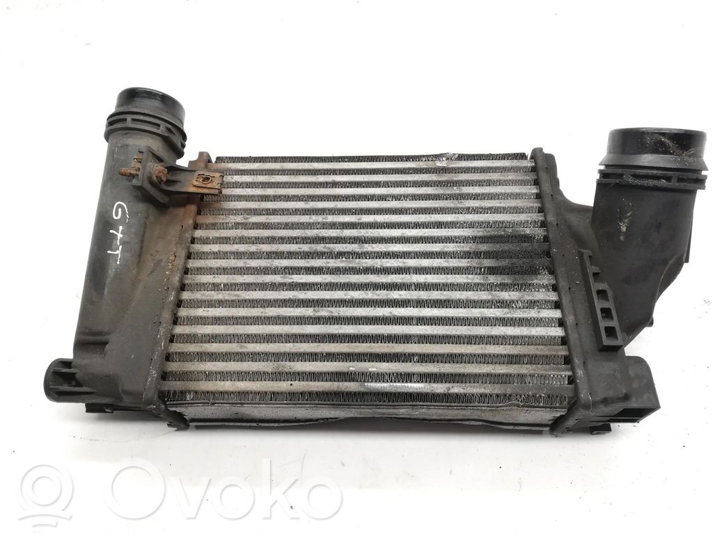Nissan Qashqai Interkūlerio radiatorius 