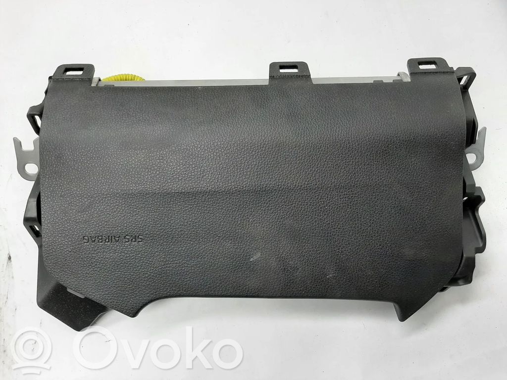 Toyota RAV 4 (XA50) Knee airbag 