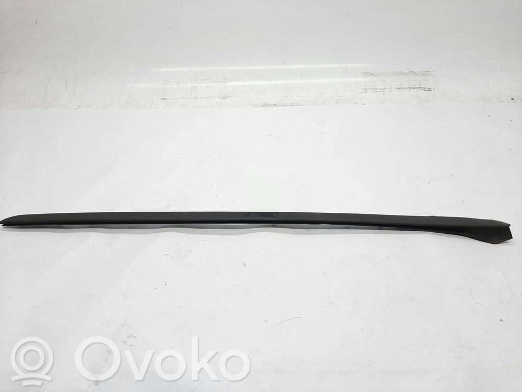BMW 2 F45 Windshield trim 