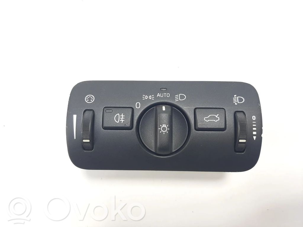 Volvo V40 Light switch 