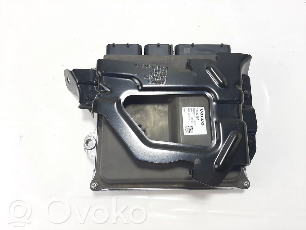 Engine control unit/module   32383797