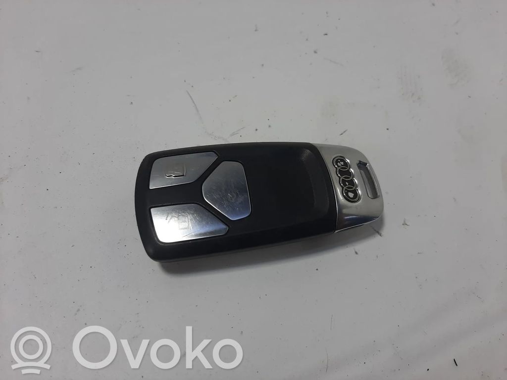 Audi A4 S4 B9 8W Klucz / Karta zapłonu 