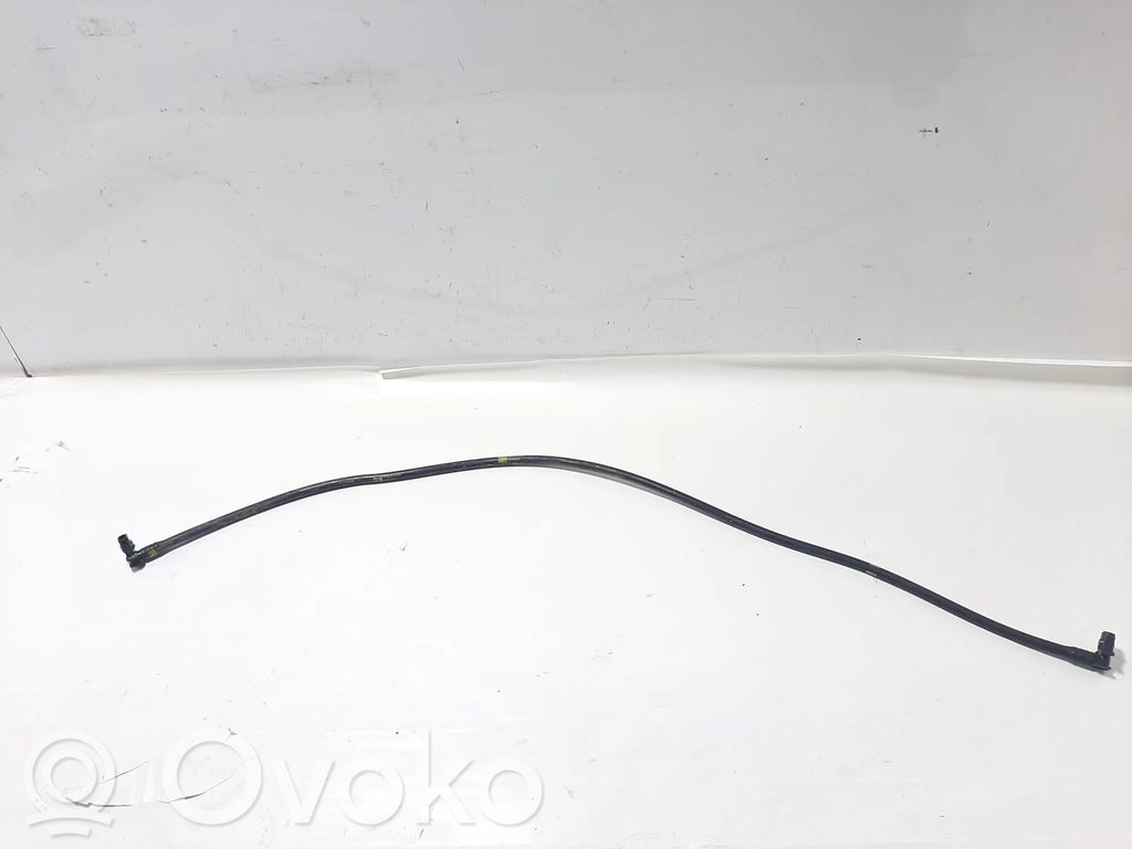Volvo XC40 Przewód / Odma odpowietrzenia 