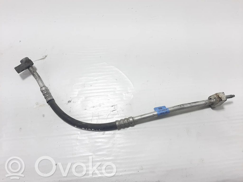 Ford Kuga II Air conditioning (A/C) pipe/hose 
