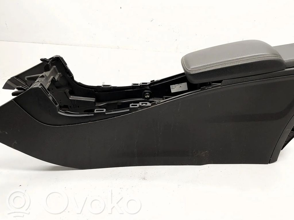Mercedes-Benz B W246 W242 Podłokietnik tunelu środkowego 