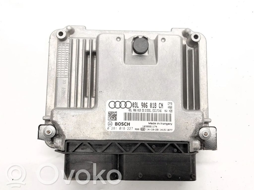 Audi Q3 8U Engine control unit/module 