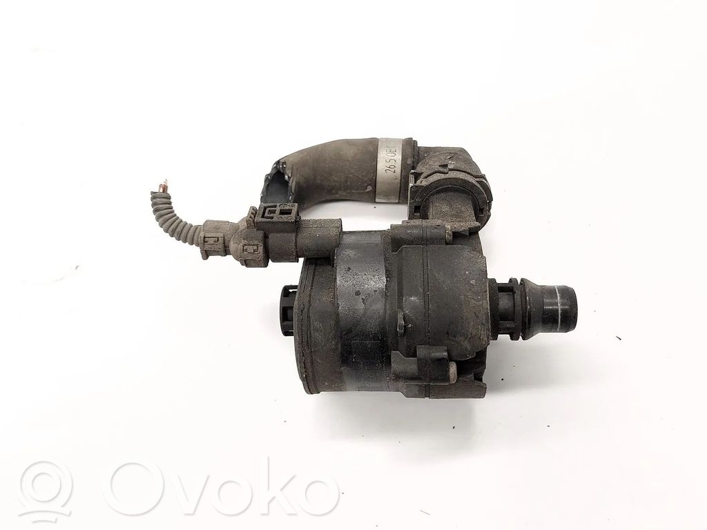 BMW X3 F25 Pompe à eau de liquide de refroidissement 