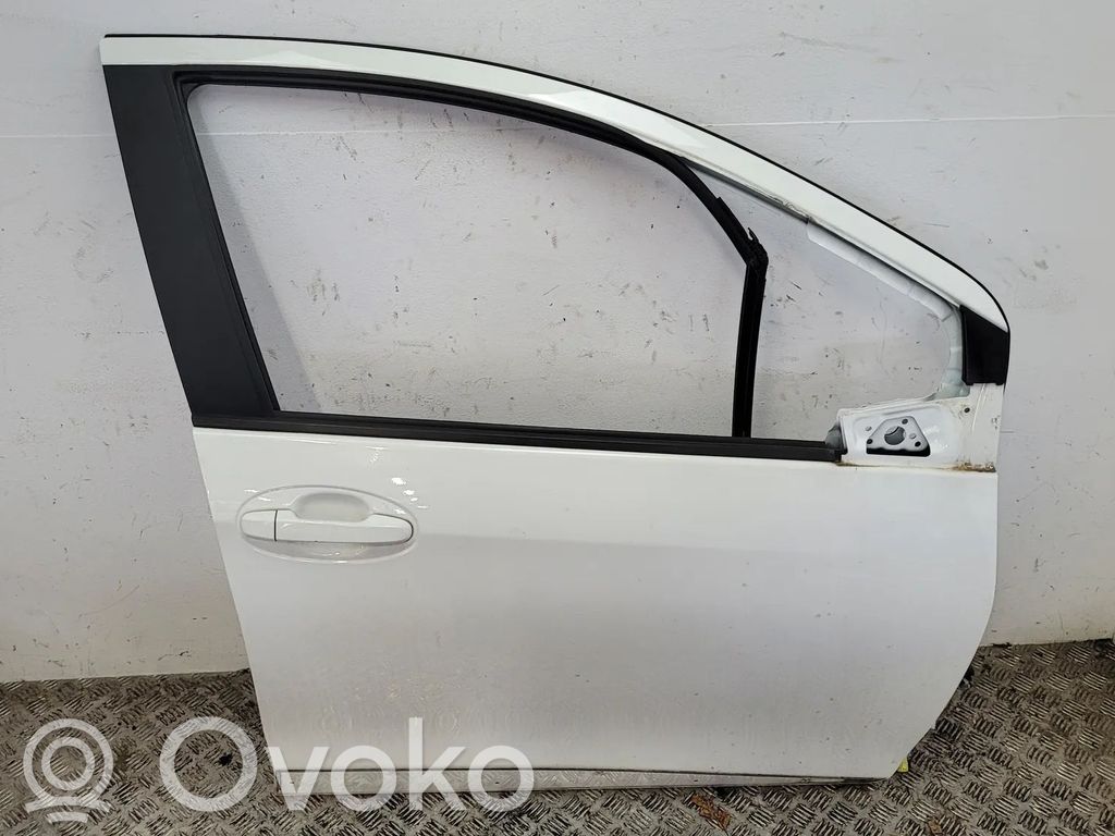 Toyota Yaris Portiera anteriore