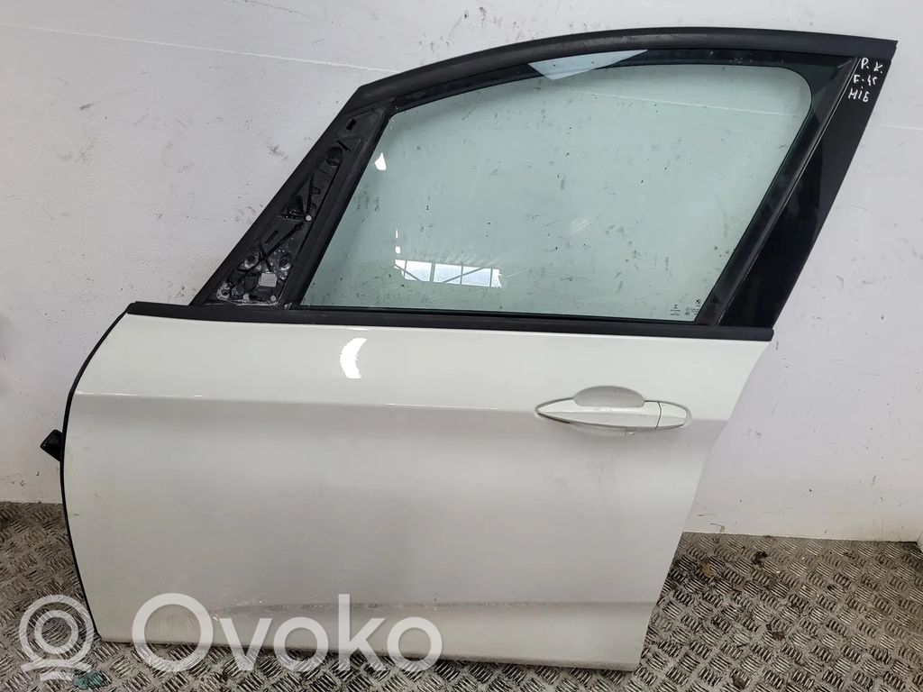 BMW 2 F46 Tür vorne