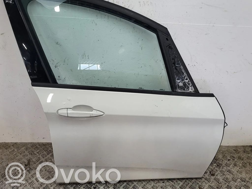 BMW 2 F46 Tür vorne