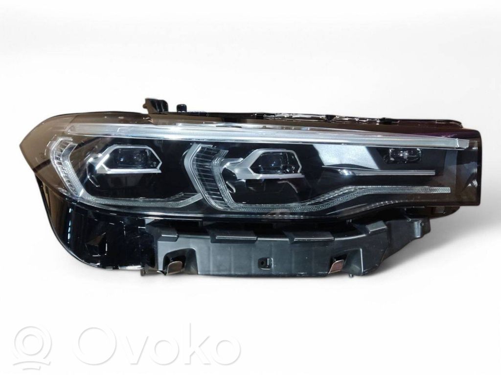 BMW X7 G07 Lampa przednia 