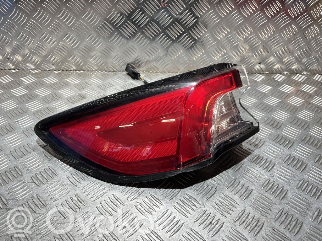Ford Kuga III Takavalot 
