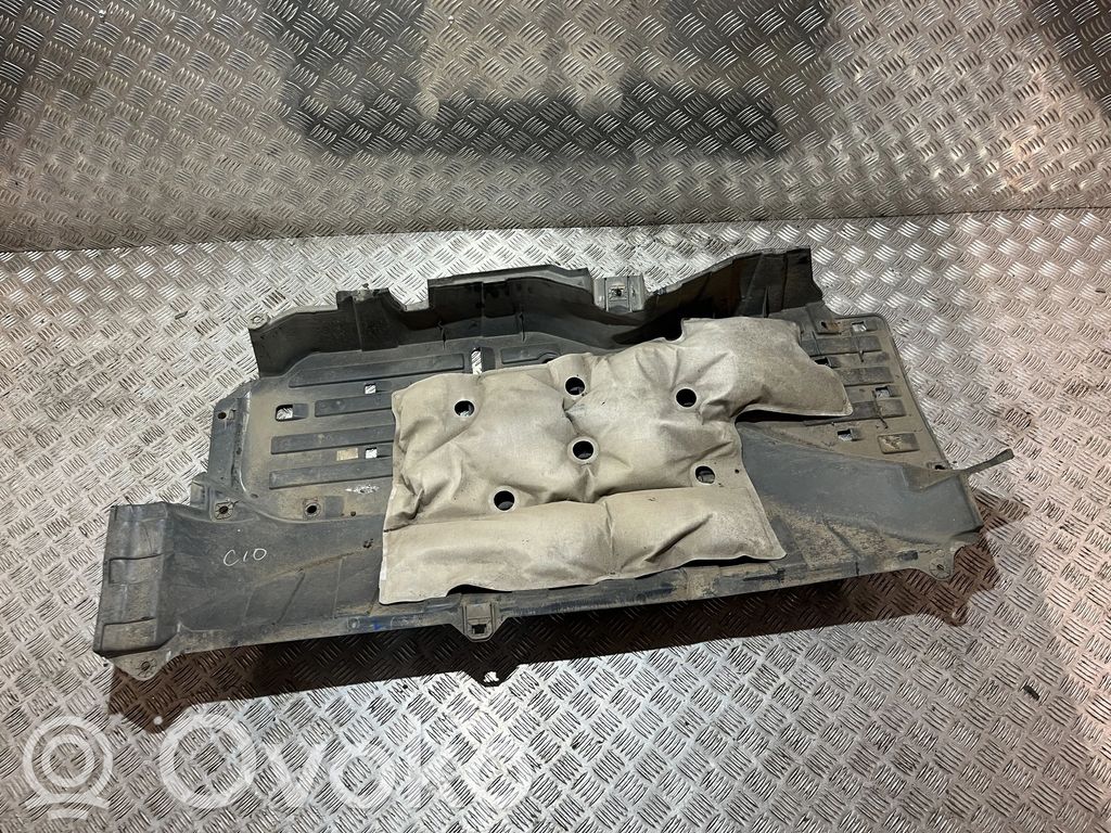 Engine splash shield/under tray   DG28824,DG28824