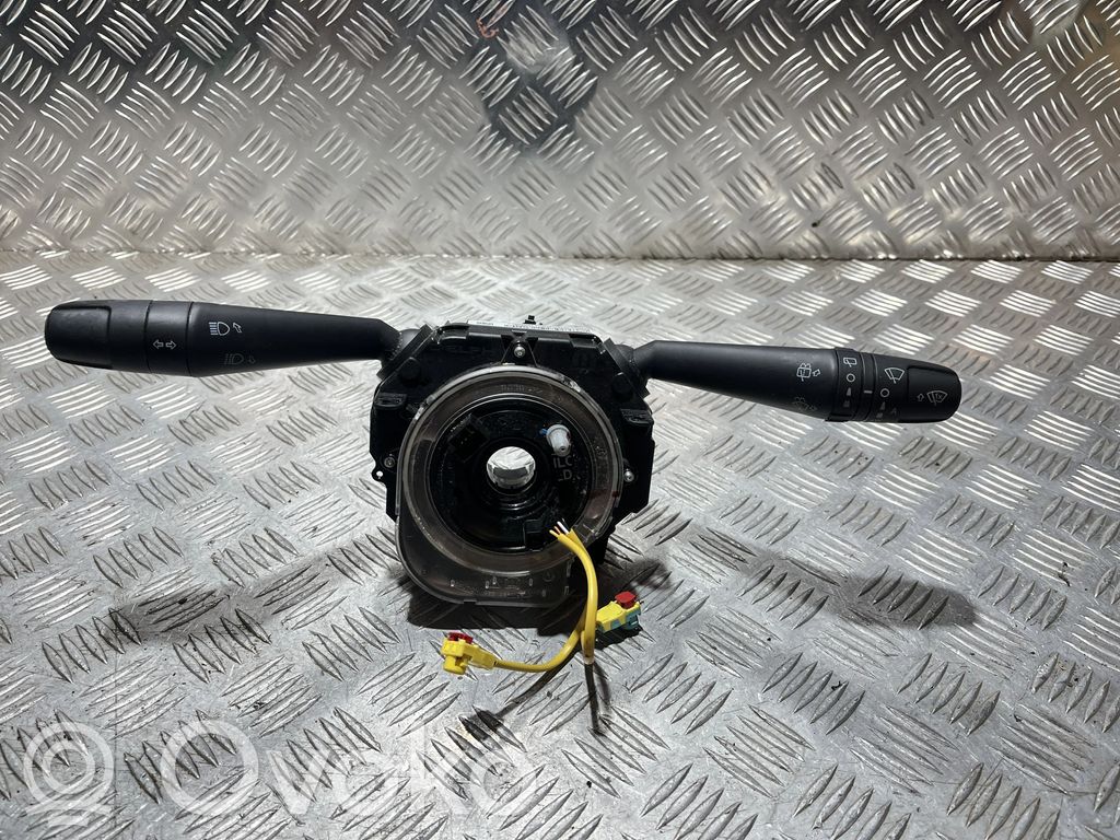 Jeep Compass Un conjunto de interruptores 