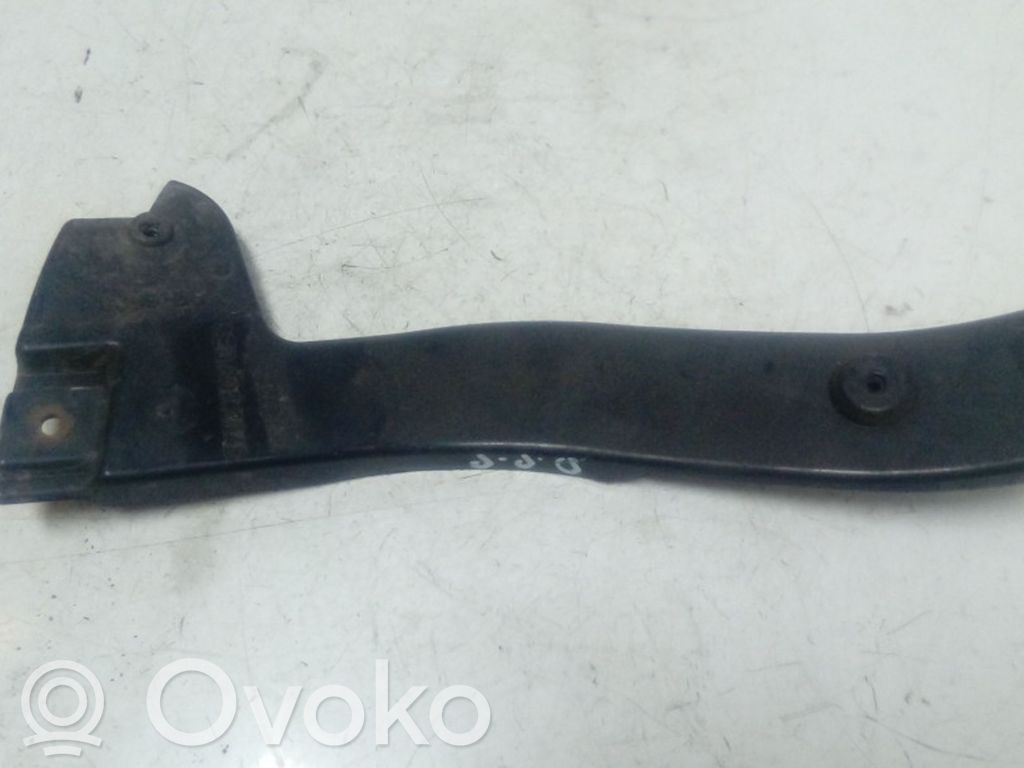 Audi A4 S4 B7 8E 8H Front bumper mounting bracket 