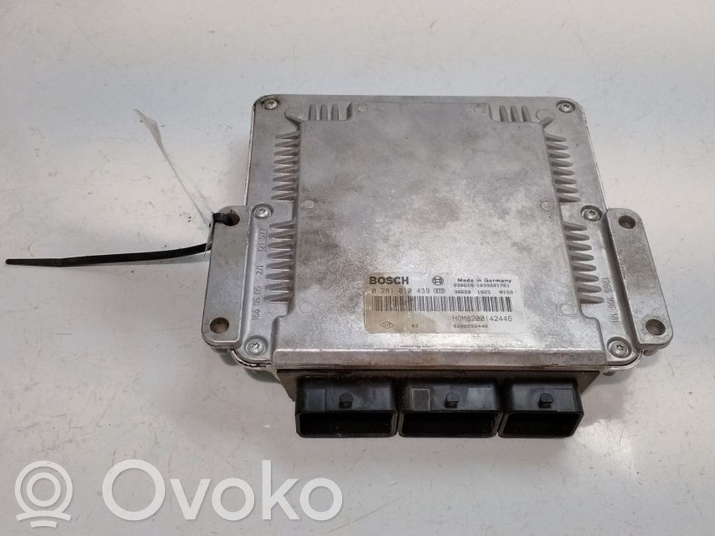 Mitsubishi Carisma Dzinēja vadības bloks 