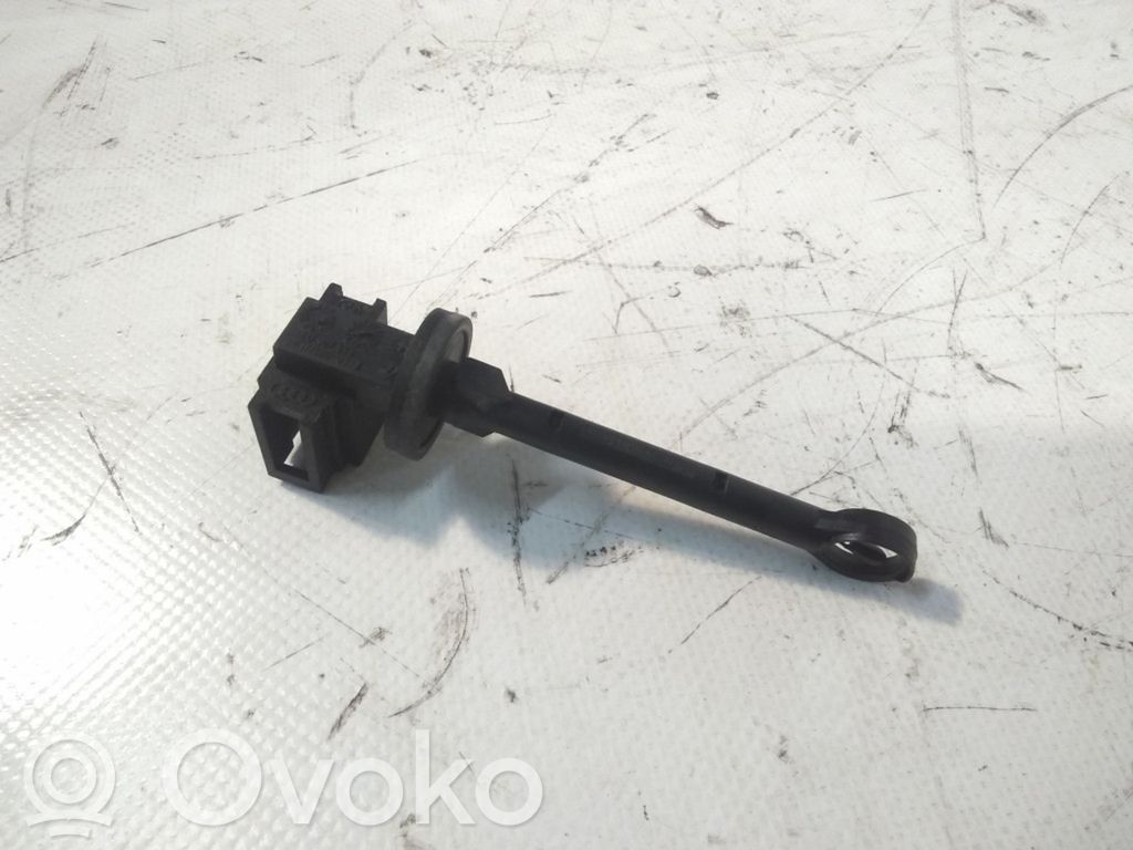 Interior temperature sensor   4E0907543
