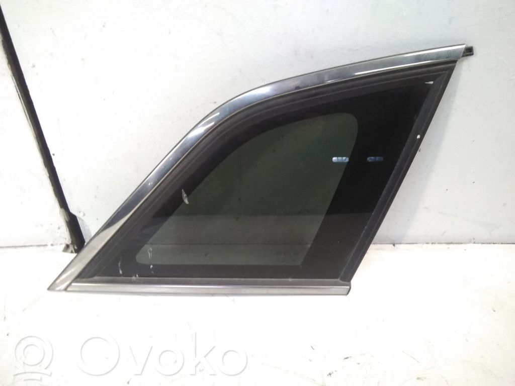 Opel Antara Vidrio lateral trasero 