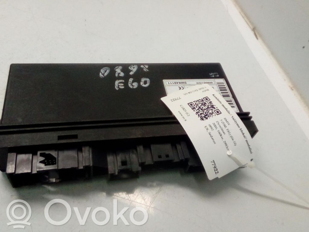 Mukavuusmoduuli   61356943062XX,5WK49111