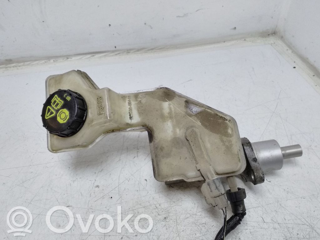 Mazda 3 I Pääjarrusylinteri 